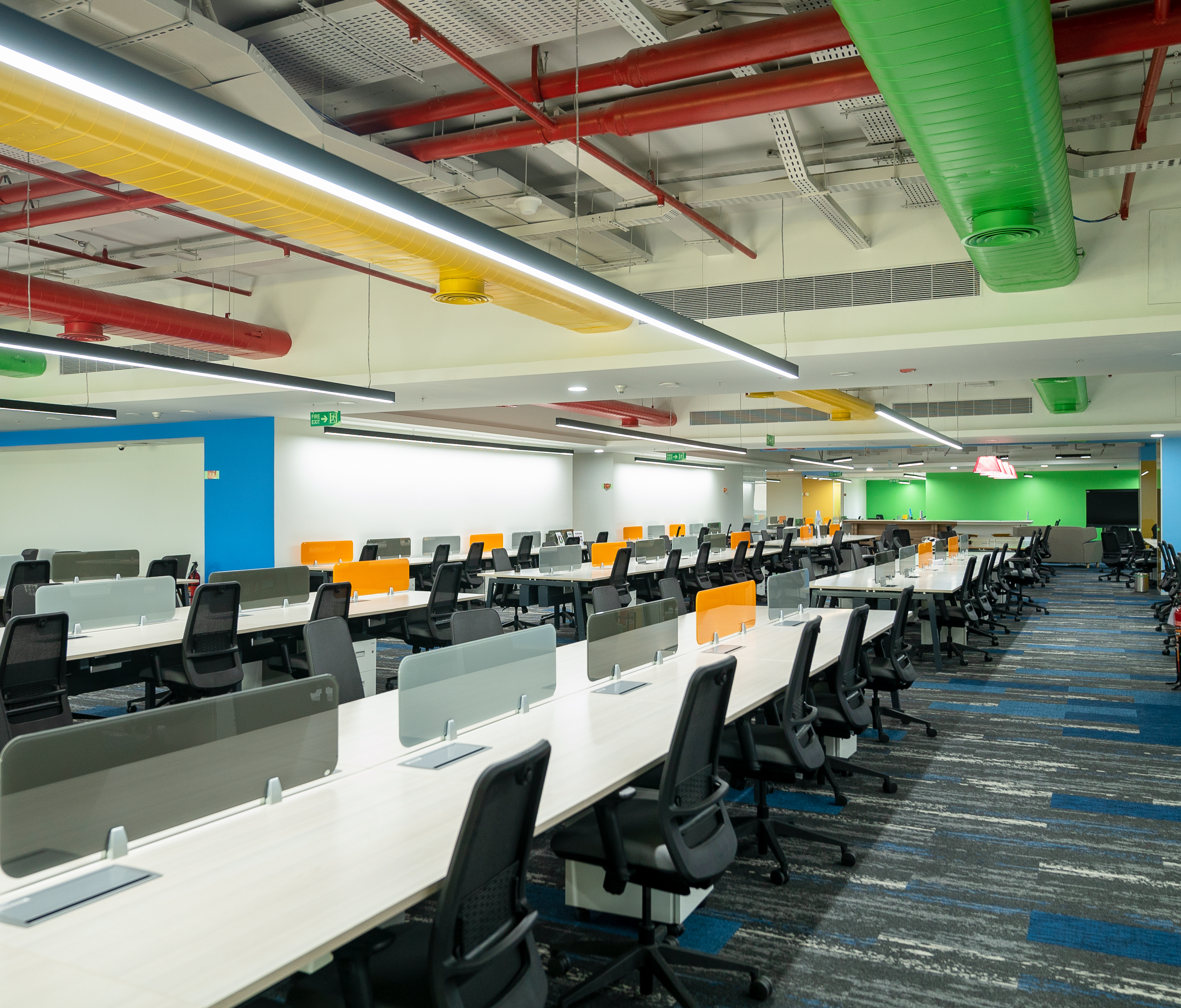 Office interior design projects by Brawn Globus